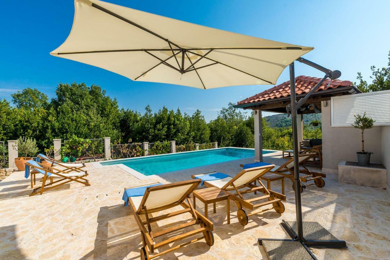 Villa Doli - Lovely Holiday Home With Private Pool Zewnętrze zdjęcie